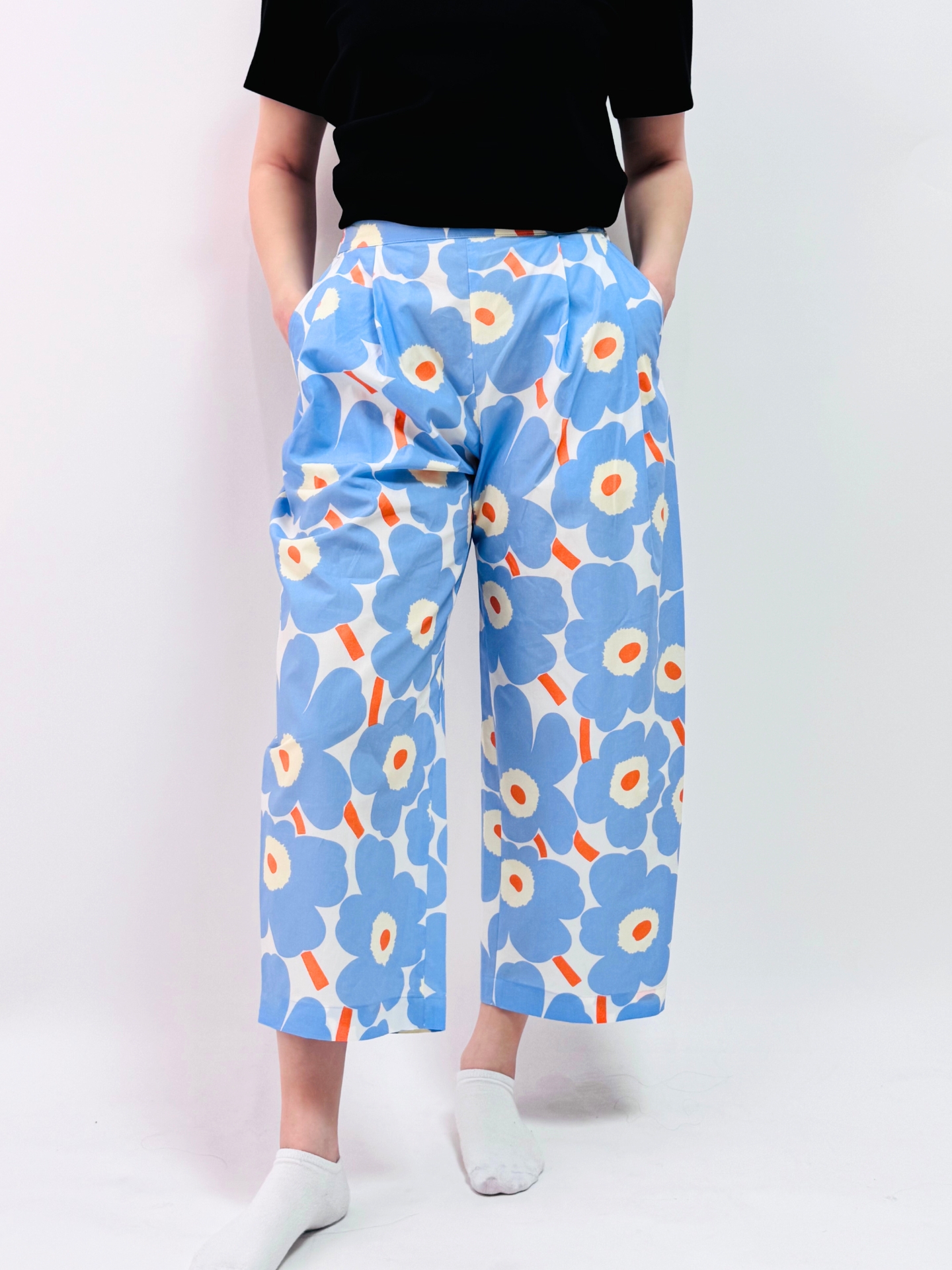 Tuulla Unikko Housut